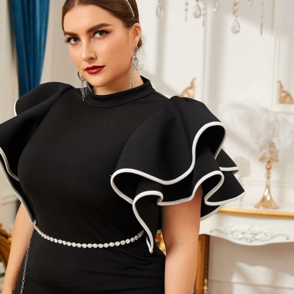 SHEIN Dresses & Skirts - Black Body con layered sleeves dress. extra thick, stretchy fabric.XL(10-16)